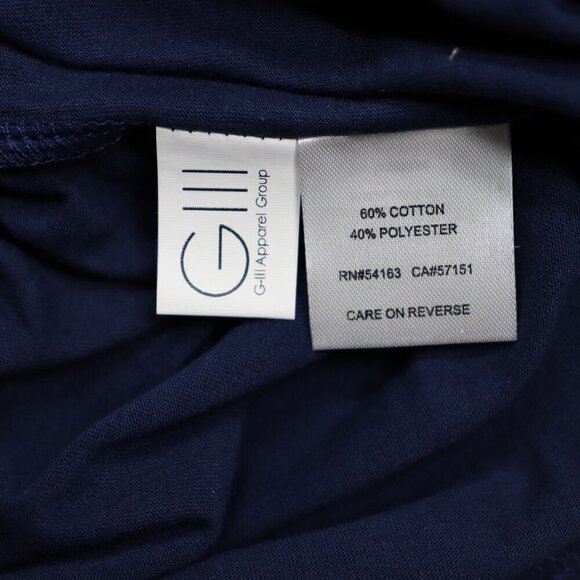 NFL Seattle Seahawks Top Womens Size Small V-Neck Rhinestone Logo NEW - Picture 7 of 7